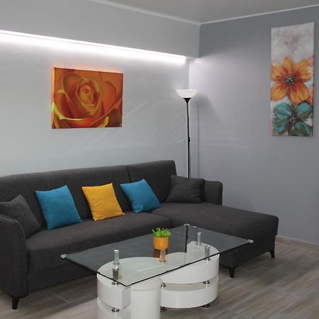 Apartment Patra Greece Exterior foto