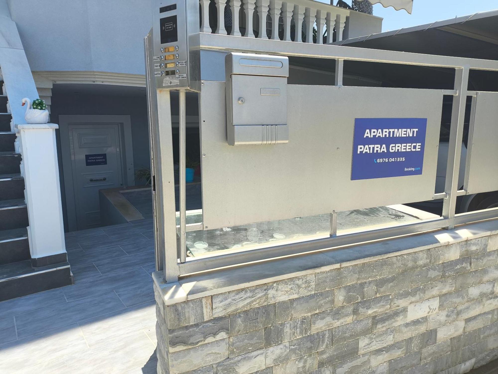 Apartment Patra Greece Exterior foto